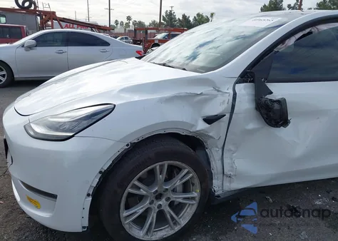 2022 Tesla Model Y Long Range Dual Motor All-Wheel Drive из США, поврежденный, VIN 7SAYGDEE0NF343591